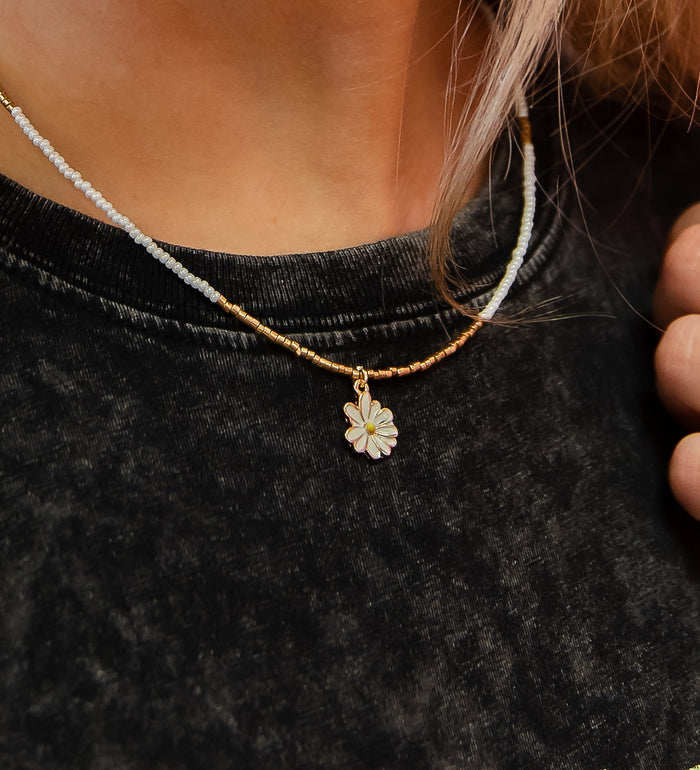 Daisy Charm Gold Necklace