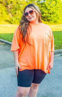 Heat Wave Orange Pocket Tee - CURVY