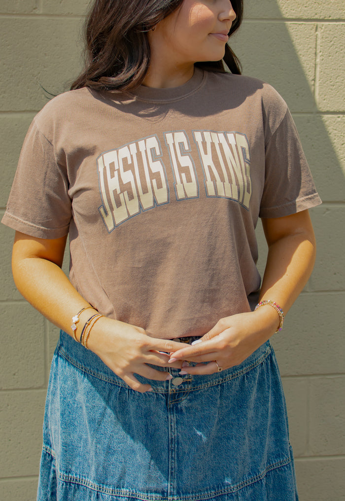 Jesus Is King Graphic Tee